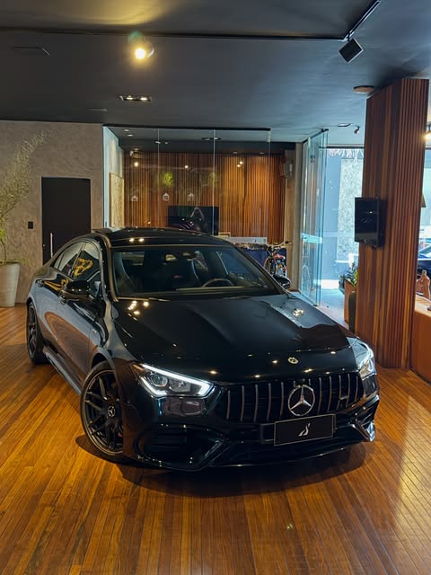 MERCEDES-BENZ CLA 45S AMG - Imagem 2