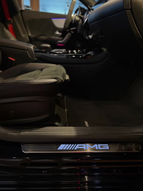 MERCEDES-BENZ CLA 45S AMG - Imagem 17