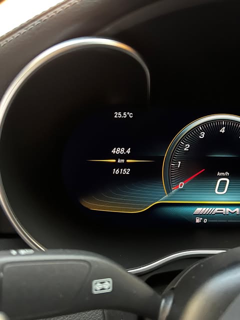 MERCEDES-BENZ C 63 AMG C63S - Imagem 17