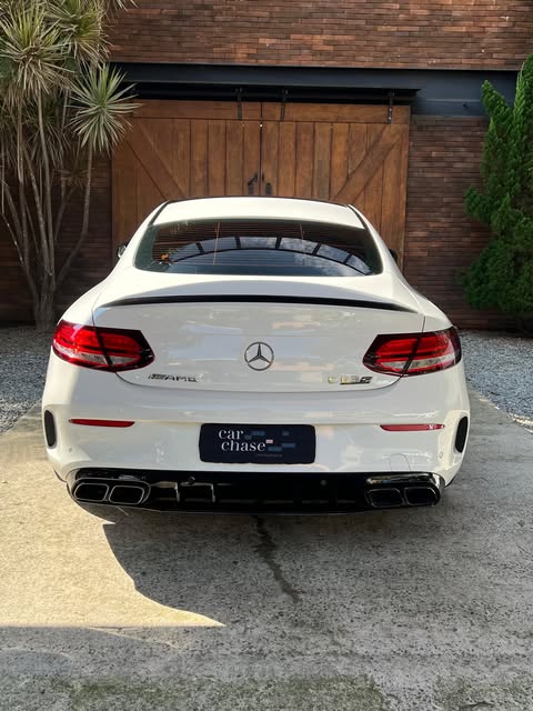 MERCEDES-BENZ C 63 AMG C63S - Imagem 4