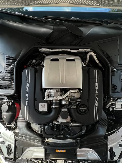 MERCEDES-BENZ C 63 AMG C63S - Imagem 10