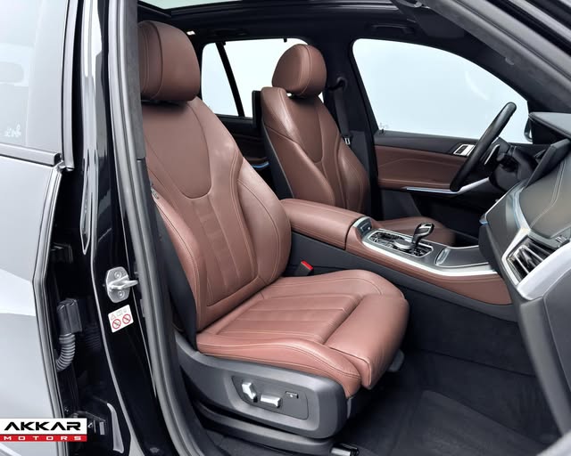 BMW X5 XDRIVE45E M SPORT - Imagem 7