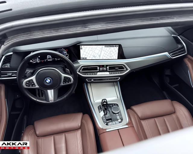 BMW X5 XDRIVE45E M SPORT - Imagem 8