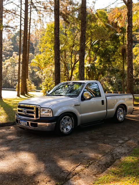FORD F-250 XLT-L - Imagem 2
