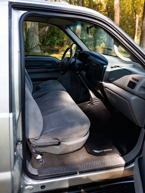 FORD F-250 XLT-L - Imagem 13