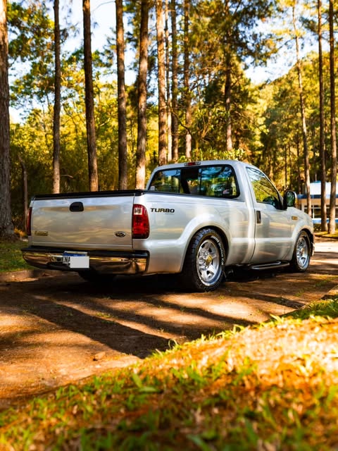 FORD F-250 XLT-L - Imagem 7