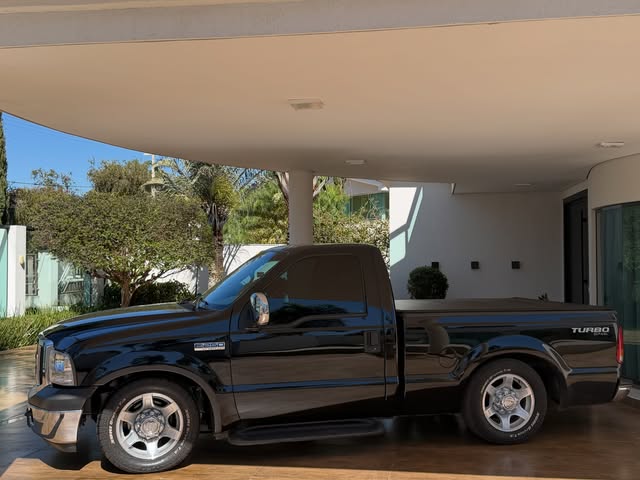 FORD F-250 XLT - Imagem 2