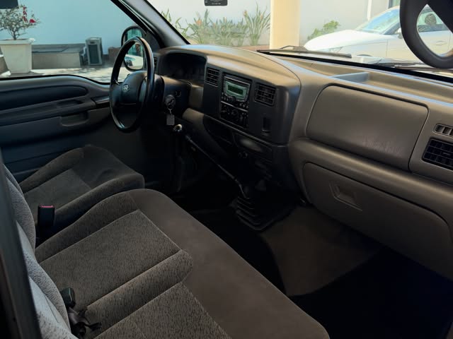 FORD F-250 XLT - Imagem 12