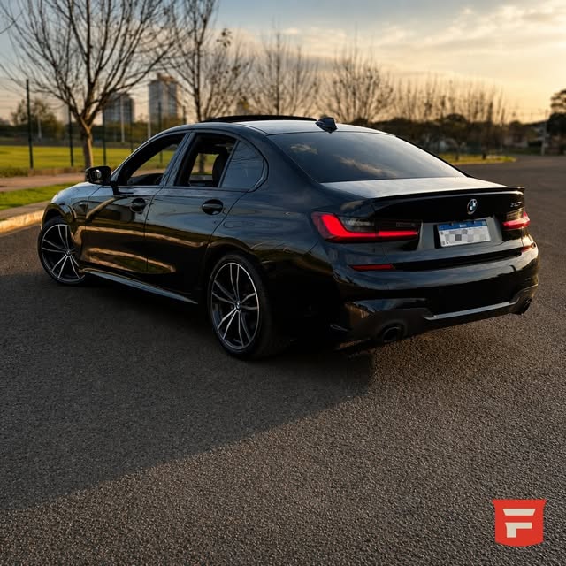 BMW 320I M SPORT - Imagem 5
