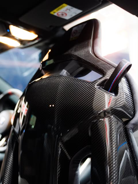 BMW M4 COMPETITION TRACK - Imagem 2