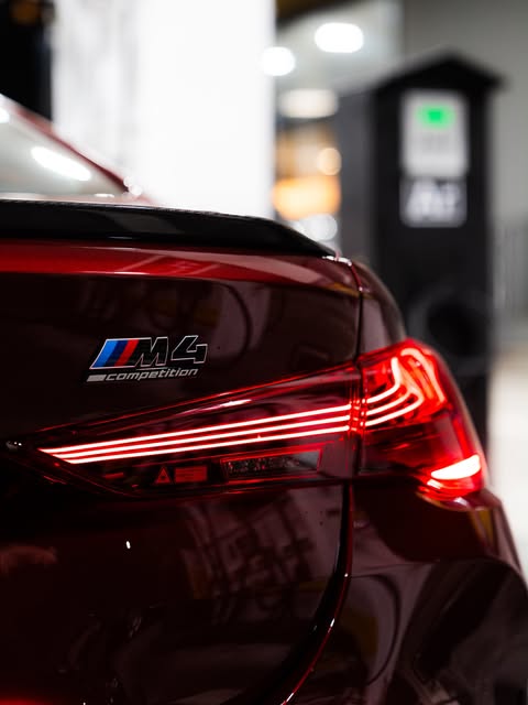 BMW M4 COMPETITION TRACK - Imagem 13