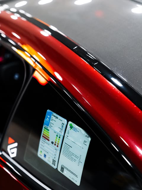 BMW M4 COMPETITION TRACK - Imagem 8