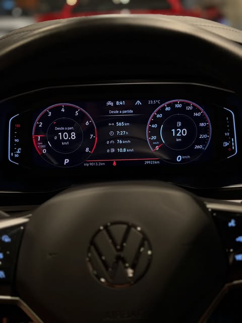 VOLKSWAGEN JETTA GLI - Imagem 13