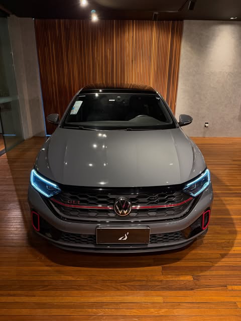 VOLKSWAGEN JETTA GLI - Imagem 4