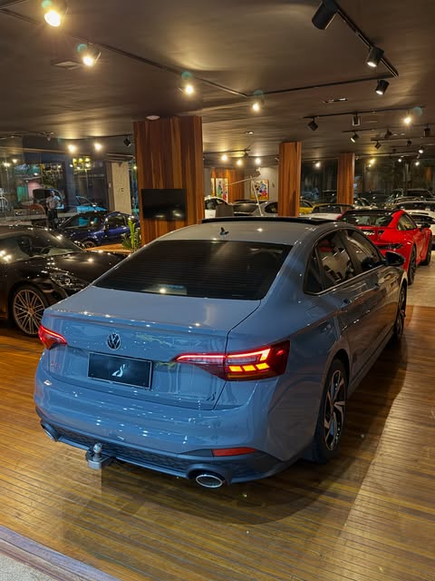 VOLKSWAGEN JETTA GLI - Imagem 5