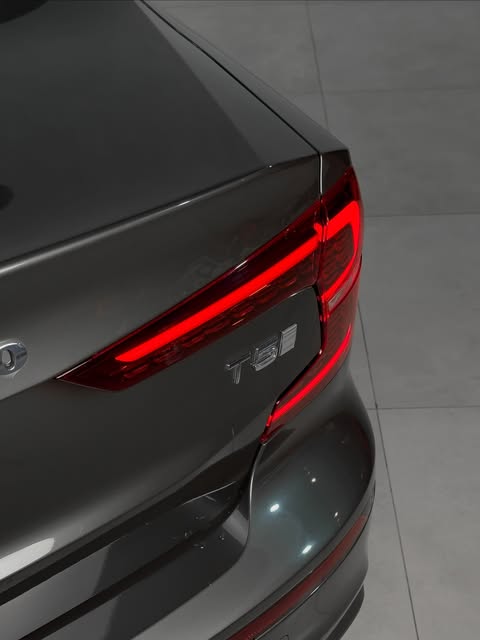 VOLVO S60 T5 INSCRIPTION - Imagem 11