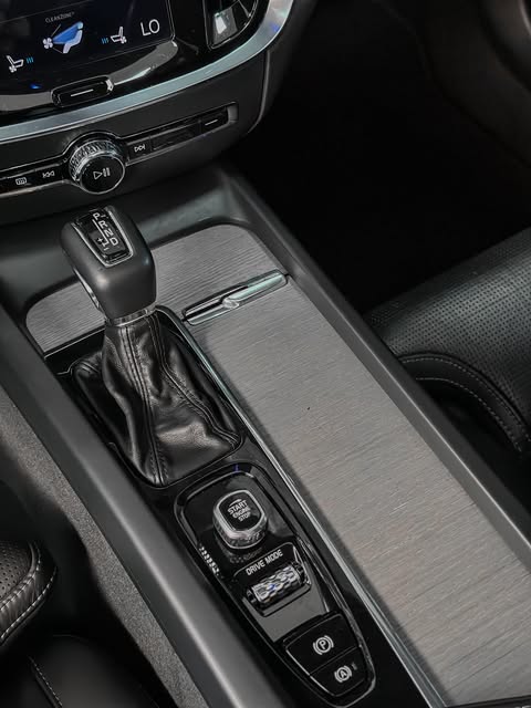 VOLVO S60 T5 INSCRIPTION - Imagem 7