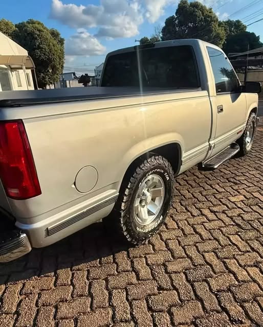 CHEVROLET SILVERADO - Imagem 11