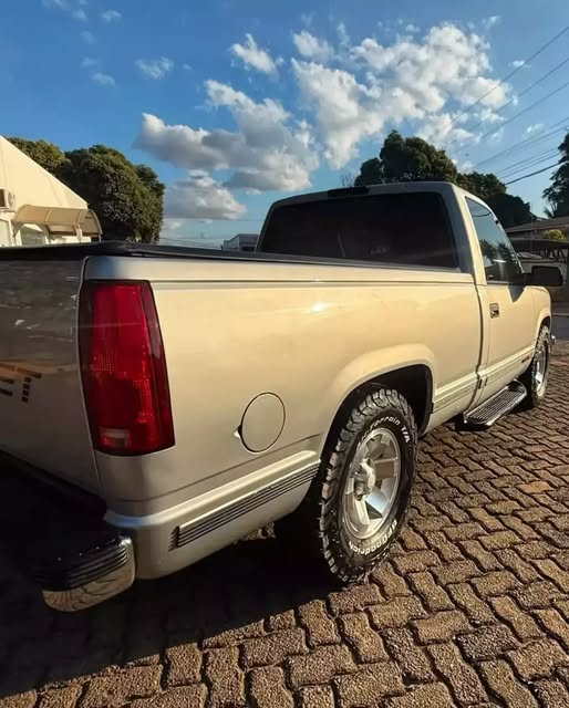 CHEVROLET SILVERADO - Imagem 13