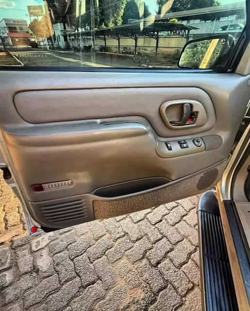 CHEVROLET SILVERADO - Imagem 6