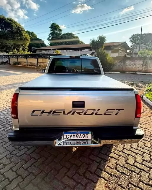 CHEVROLET SILVERADO - Imagem 10