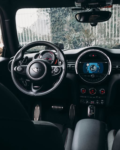 MINI COOPER JCW - Imagem 3