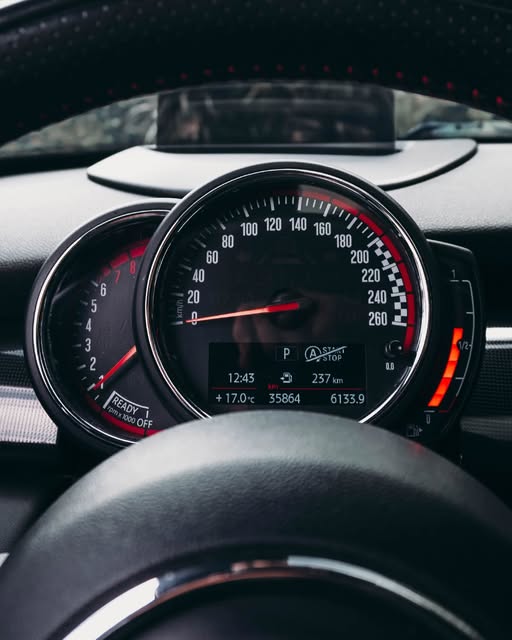 MINI COOPER JCW - Imagem 4