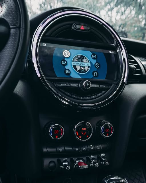 MINI COOPER JCW - Imagem 5