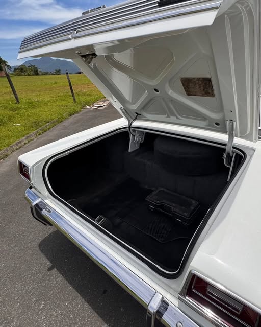 FORD LANDAU LTD - Imagem 7