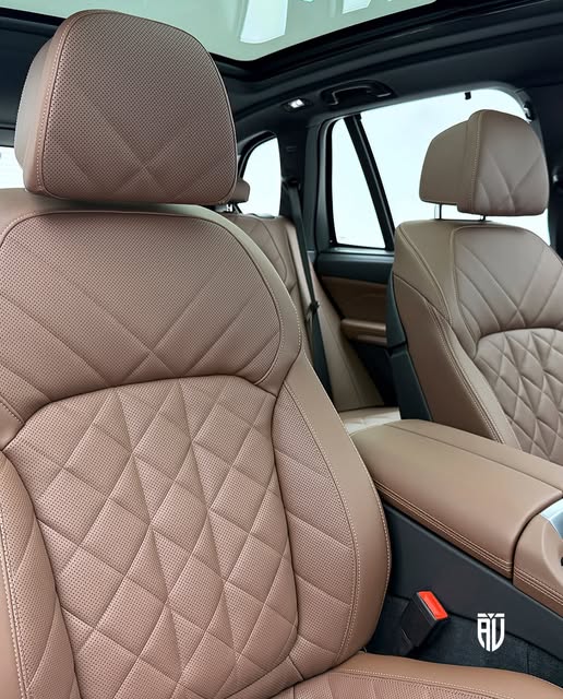 BMW X5 XDRIVE50E M SPORT - Imagem 13