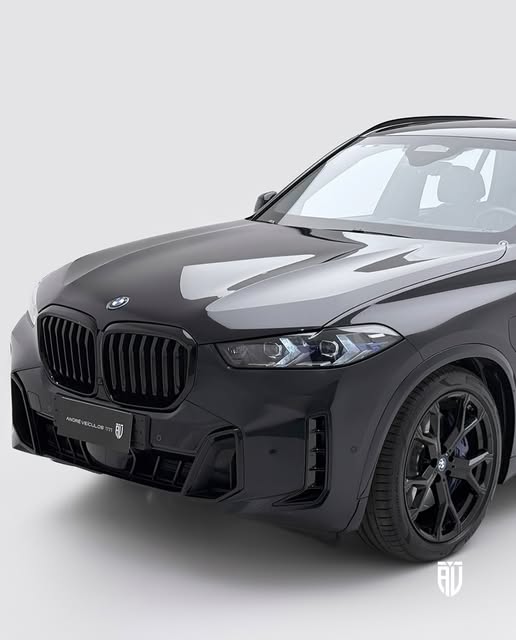 BMW X5 XDRIVE50E M SPORT - Imagem 3