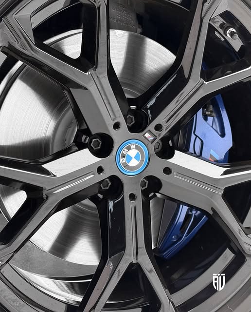 BMW X5 XDRIVE50E M SPORT - Imagem 5