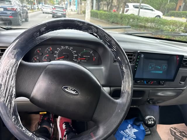 FORD F-250 XL-L - Imagem 11
