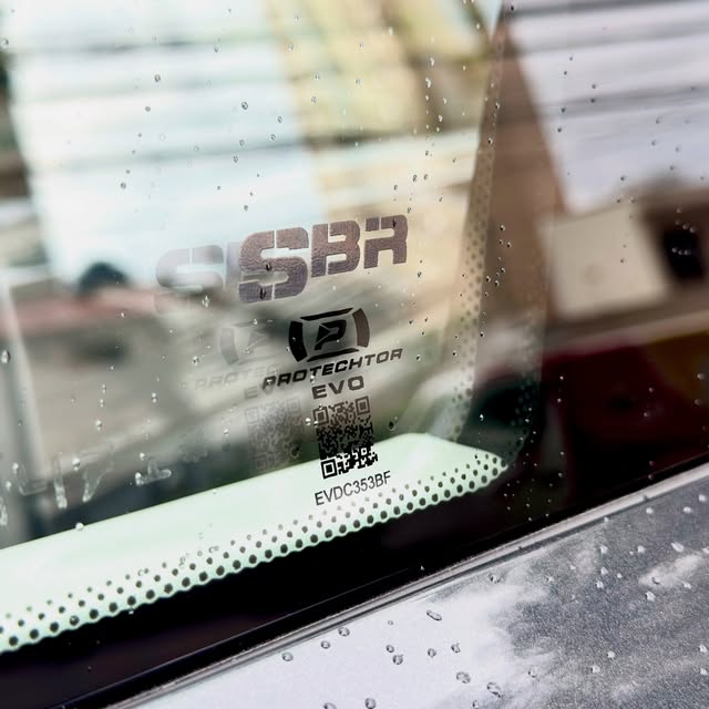 LAND ROVER RANGE ROVER SPORT P510E PHEV DYNAMIC HSE - Imagem 8