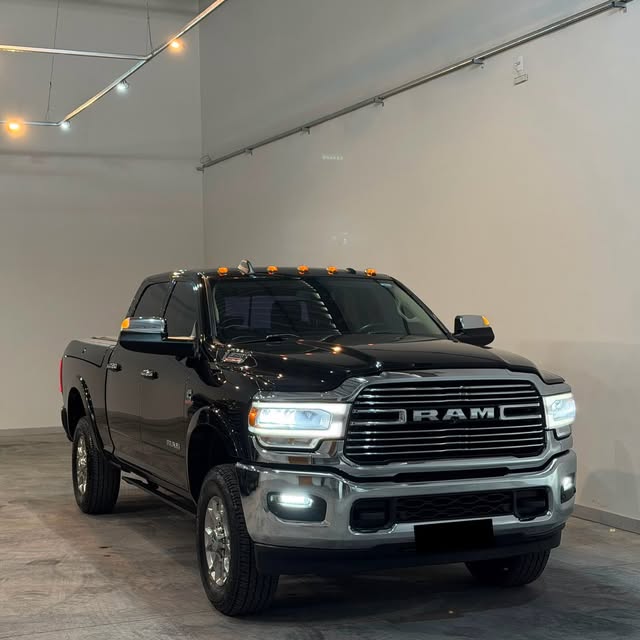 RAM 3500 LARAMIE - Imagem 2