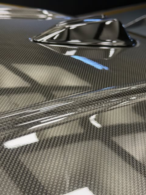 BMW M3 COMPETITION - Imagem 11