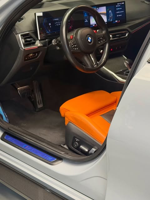 BMW M3 COMPETITION - Imagem 13