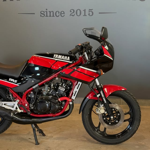 YAMAHA RD 350 - Imagem 2