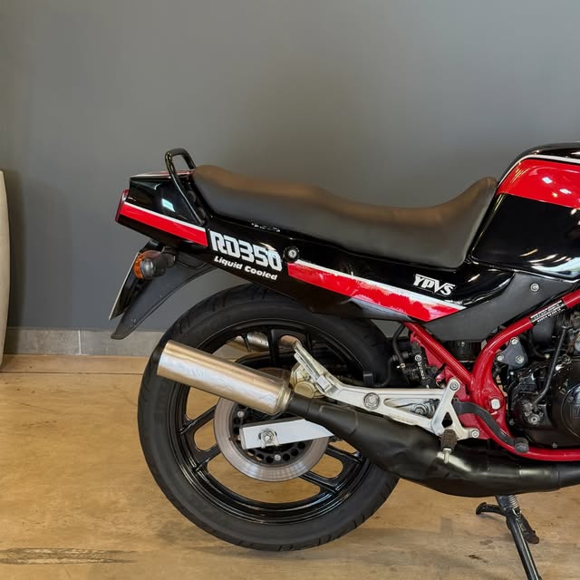 YAMAHA RD 350 - Imagem 3
