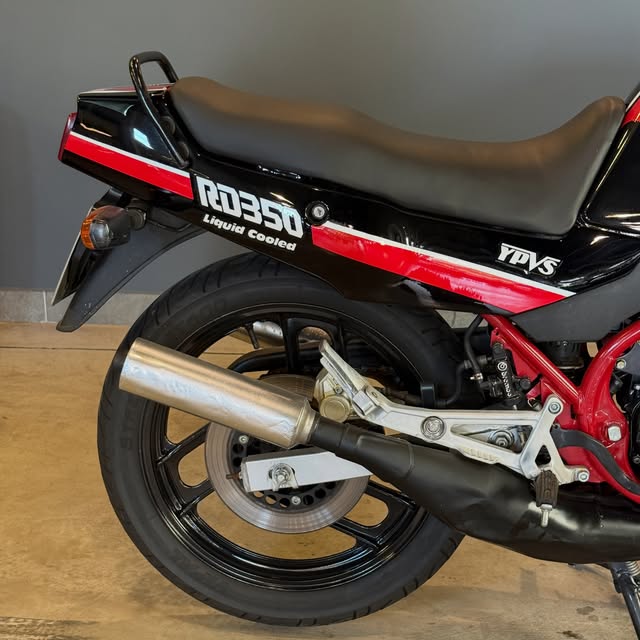 YAMAHA RD 350 - Imagem 5