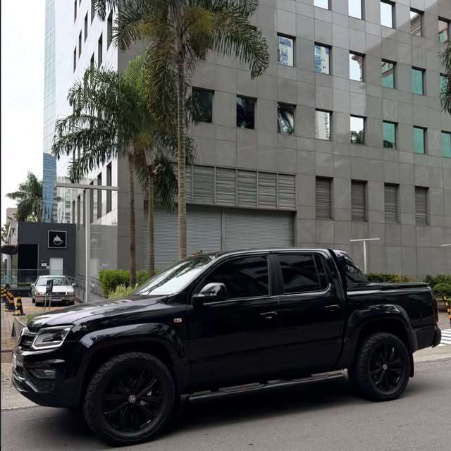 VOLKSWAGEN AMAROK EXTREME - Imagem 3