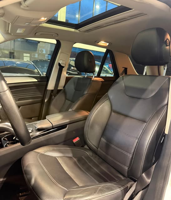 MERCEDES-BENZ GLE 350 SPORT - Imagem 10