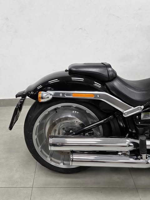 HARLEY-DAVIDSON SOFTAIL FAT BOY - Imagem 4