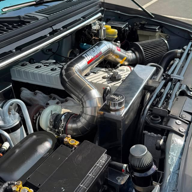 FORD F-250 XLT-L - Imagem 11
