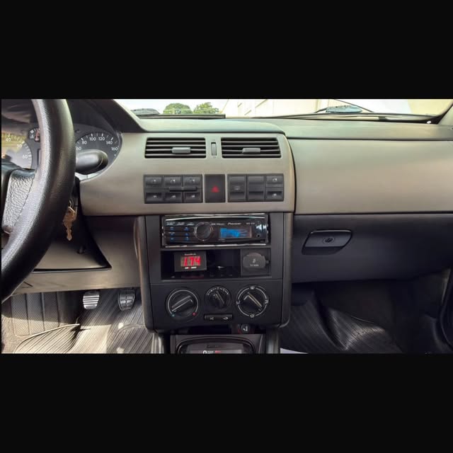 VOLKSWAGEN GOL G3 TURBO - Imagem 11