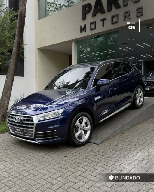 AUDI Q5 PRESTIGE PLUS - Imagem 1
