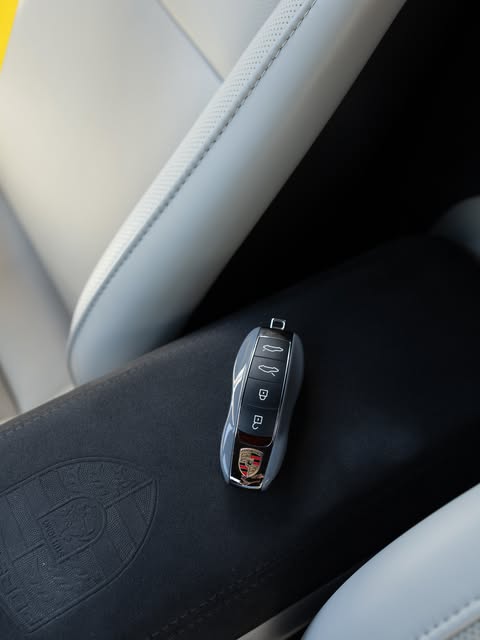 PORSCHE 718 CAYMAN STYLE EDITION - Imagem 12