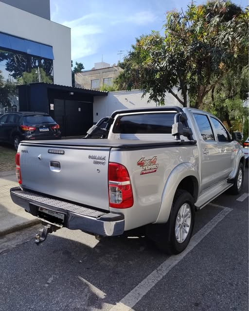 TOYOTA HILUX SRV - Imagem 6