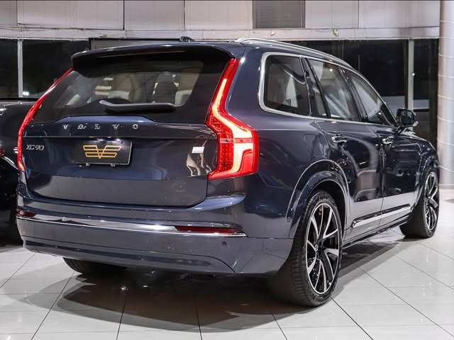 VOLVO XC90 T8 ULTIMATE - Imagem 3