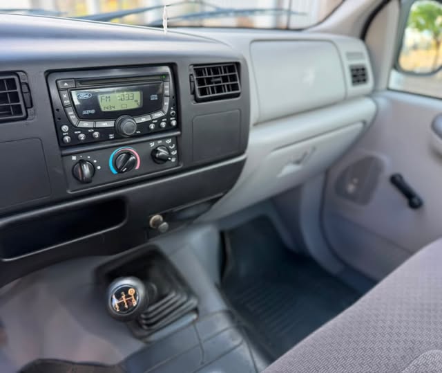 FORD F-250 XL-L - Imagem 11